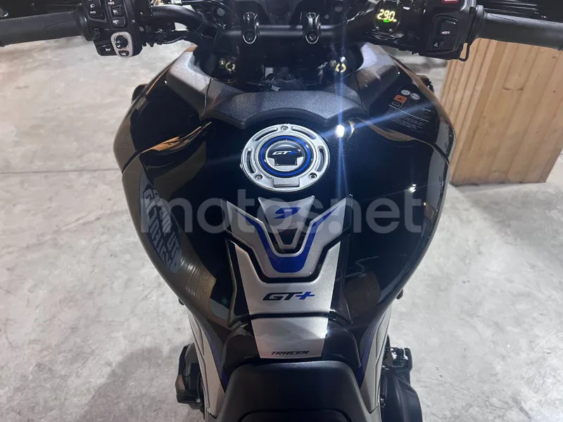 Yamaha Tracer 9 - Vista 70