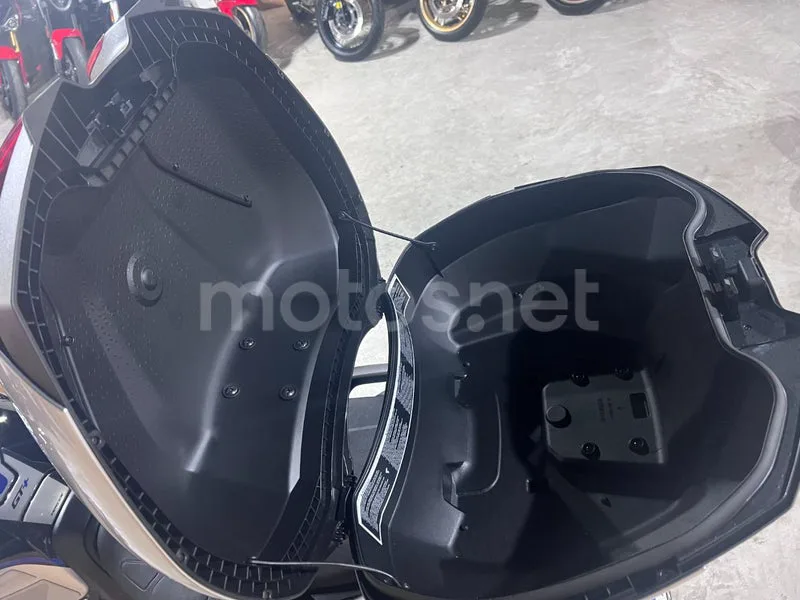 Yamaha Tracer 9 - Vista 78