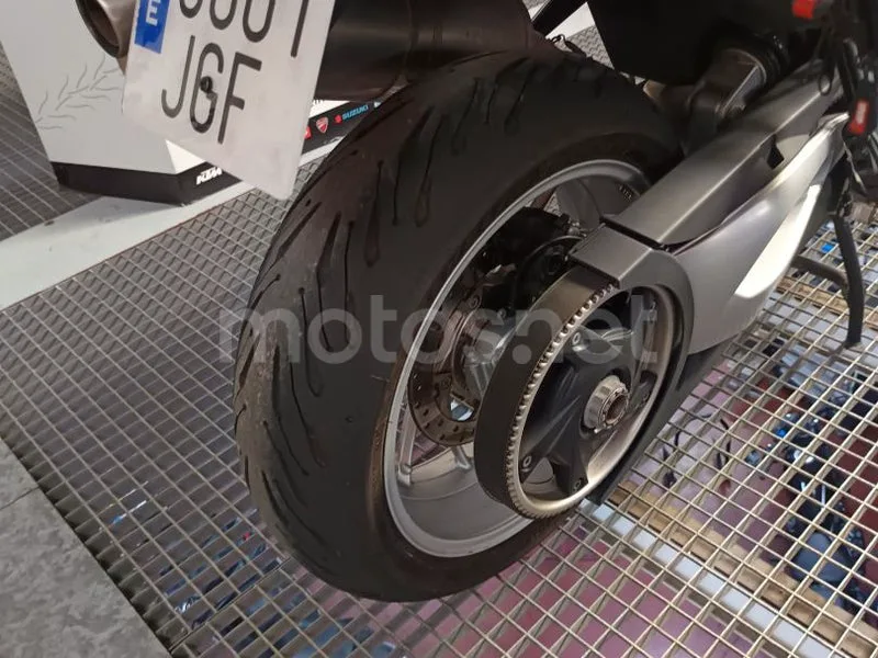 BMW F 800 GT - Vista 19