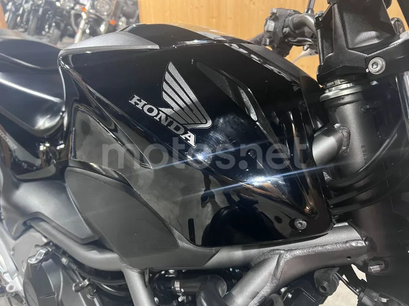Honda NC750S - Vista 19