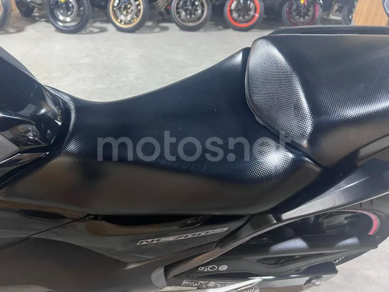 Honda NC750S - Vista 47