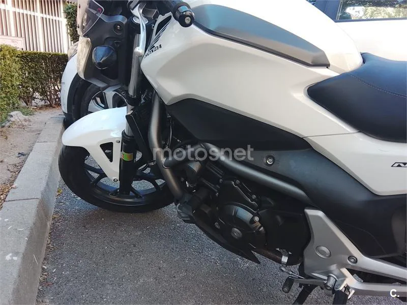 Honda NC700S - Vista 9