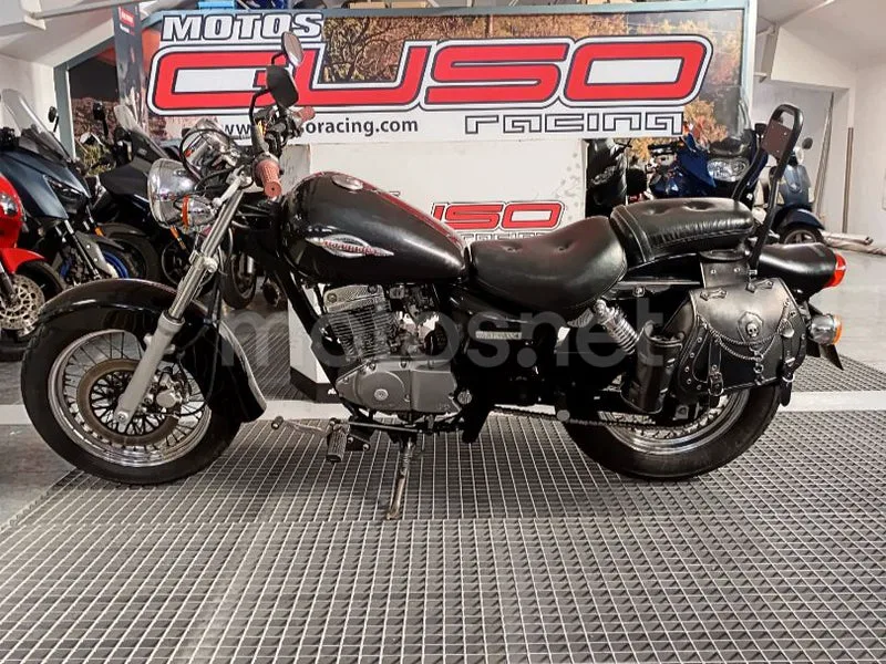 Suzuki Marauder 125 - Vista 3