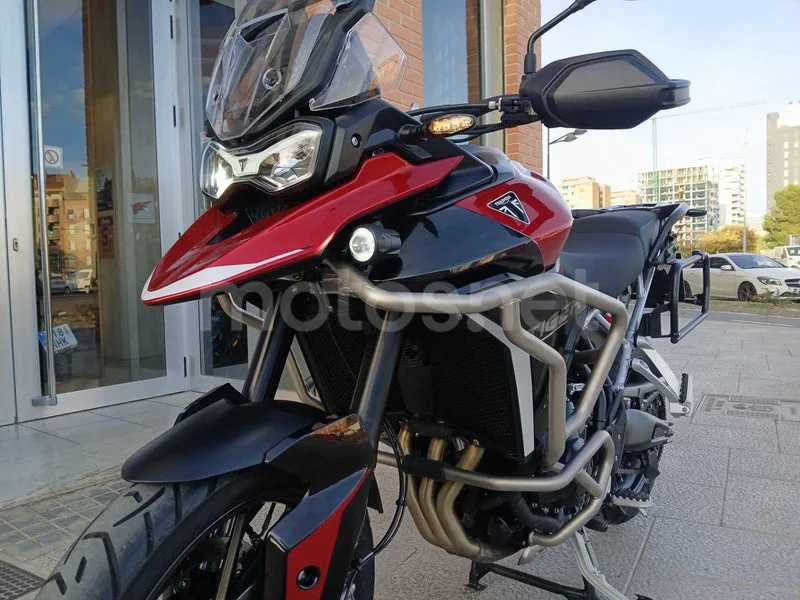 Triumph Tiger 900 - Vista 18