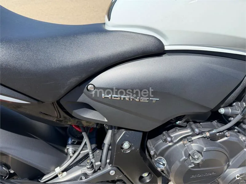 Honda CB600F Hornet - Vista 4