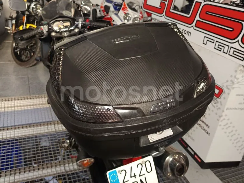 Suzuki Bandit 650 - Vista 19