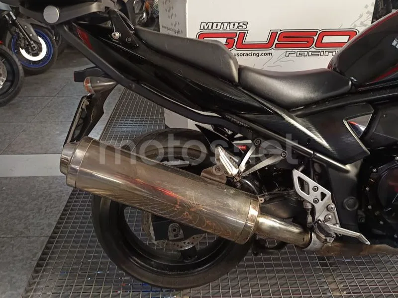 Suzuki Bandit 650 - Vista 9