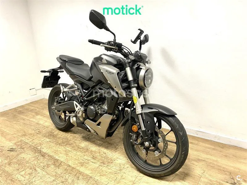 Honda CB125R - Vista 11