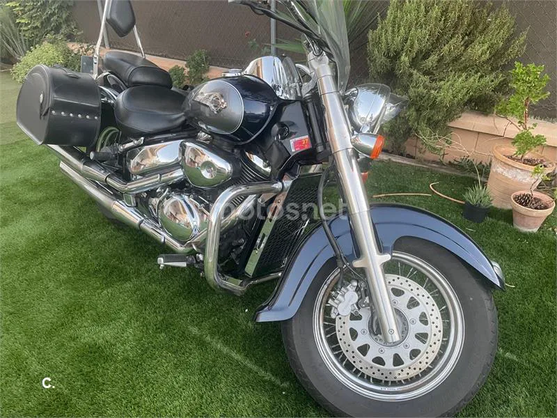 Suzuki Intruder M800 - Vista 4