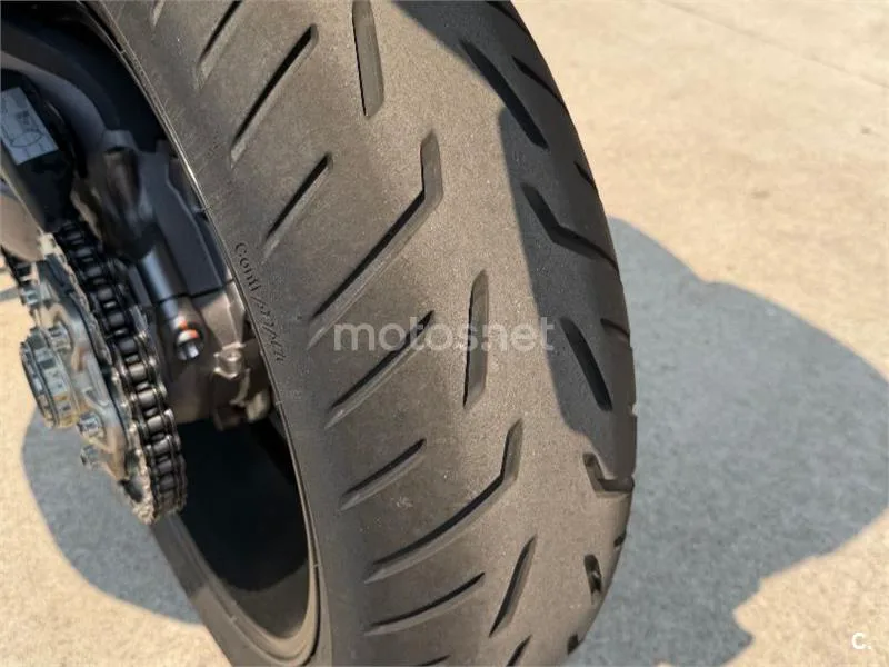 Ducati Multistrada - Vista 6