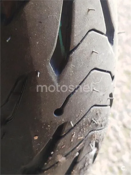Kawasaki ZZR1400 - Vista 8