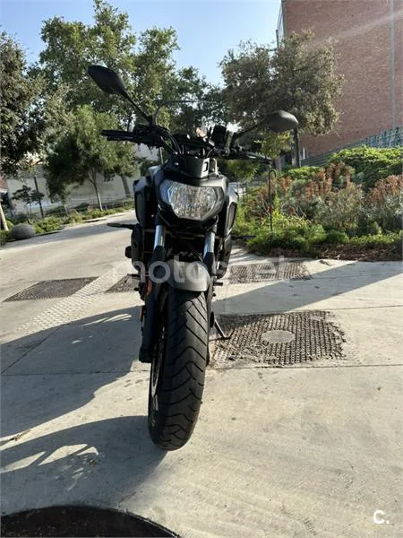 Yamaha MT-07 - Vista 3