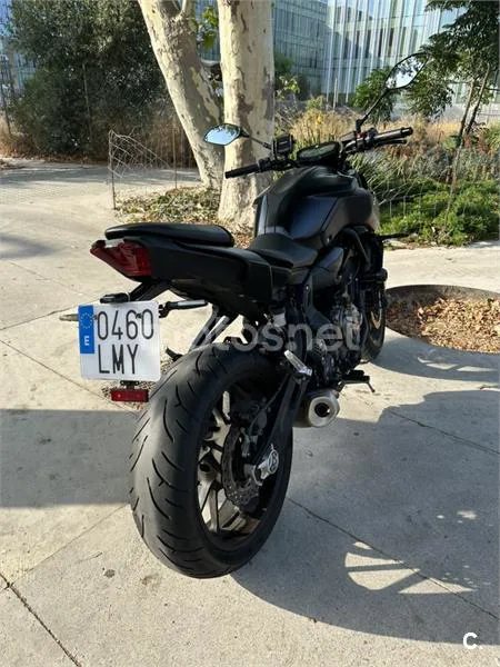 Yamaha MT-07 - Vista 4