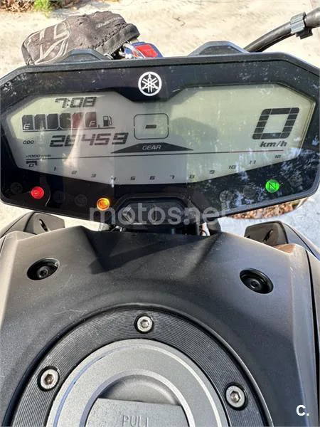 Yamaha MT-07 - Vista 6
