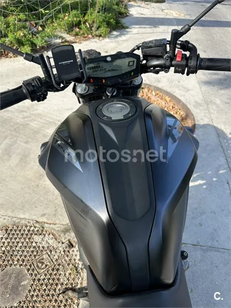Yamaha MT-07 - Vista 7