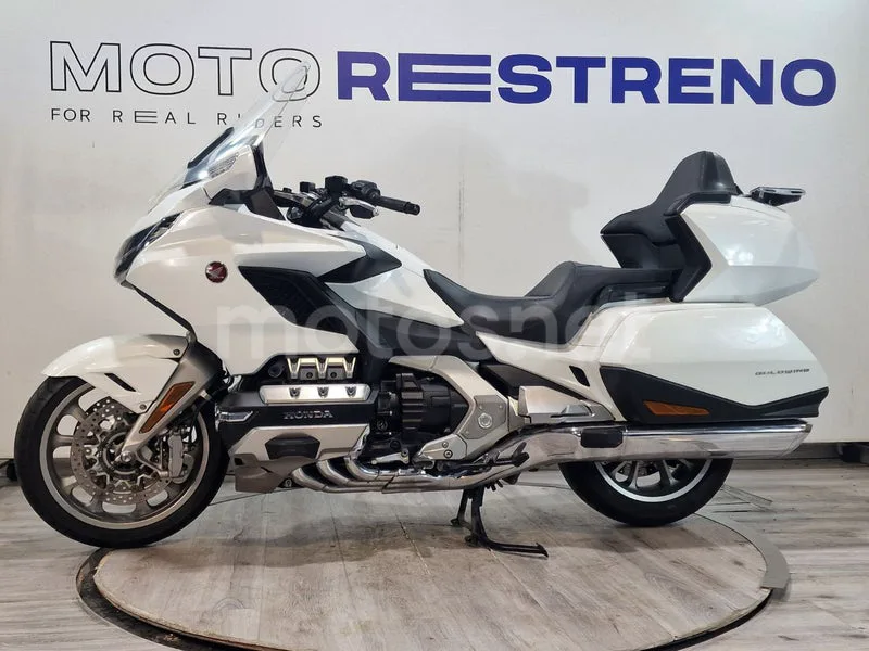Honda GL1800 Gold Wing 26.495 € 2018 Alicante - 2