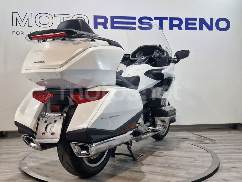 Honda GL1800 Gold Wing - Vista 7