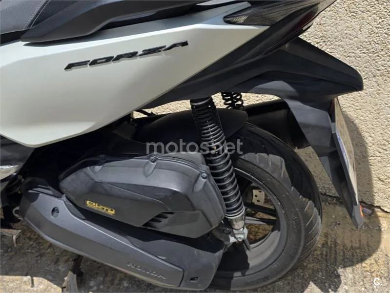 Honda Forza 125 - Vista 3