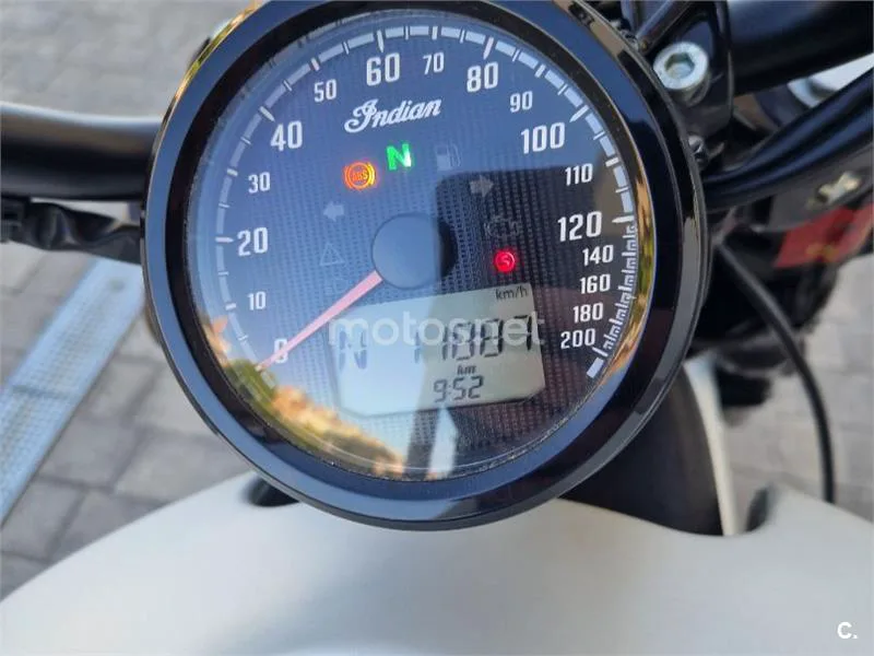 Indian Scout 10.500 € 2019 Madrid - 1