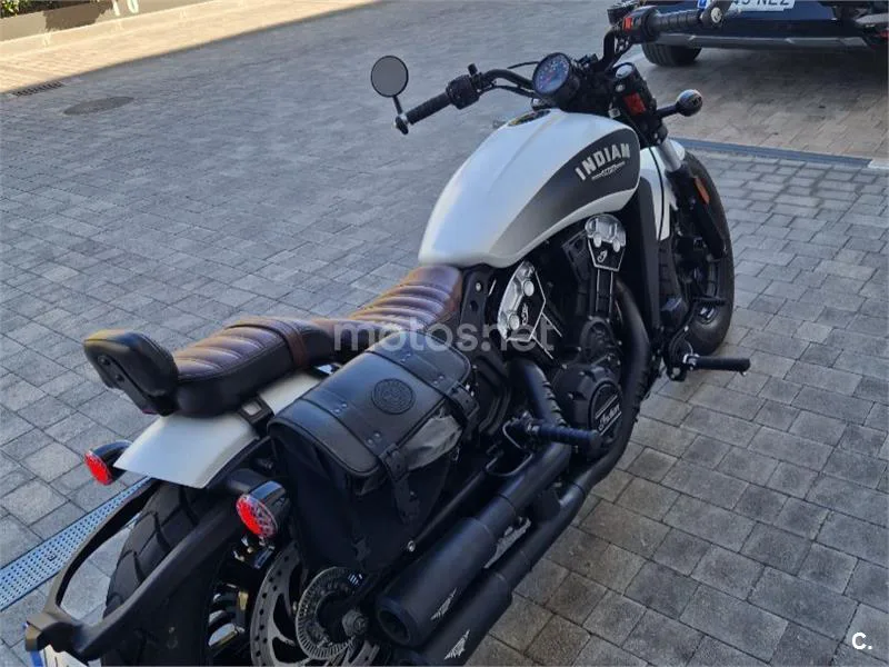 Indian Scout - Vista 3