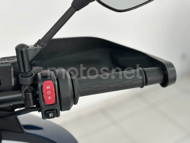 CFMOTO 800MT - Vista 12