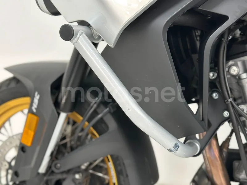 CFMOTO 800MT - Vista 17