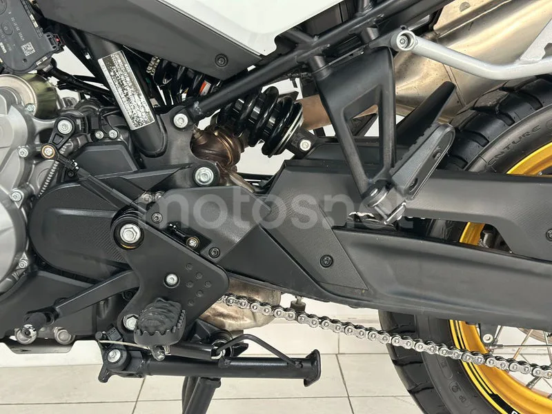 CFMOTO 800MT - Vista 20