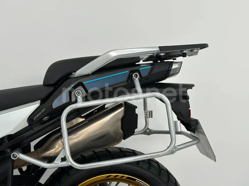 CFMOTO 800MT - Vista 22
