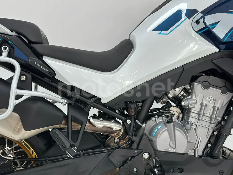 CFMOTO 800MT - Vista 27