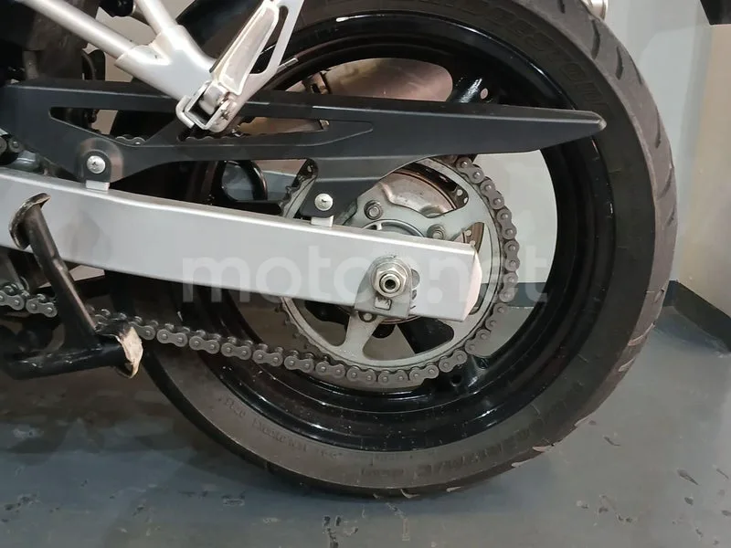 Suzuki Bandit 650S - Vista 12