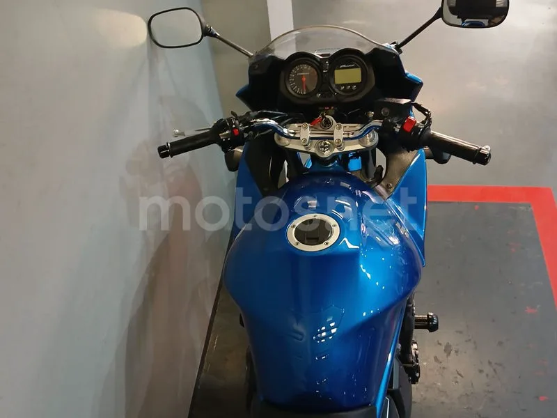 Suzuki Bandit 650S - Vista 18