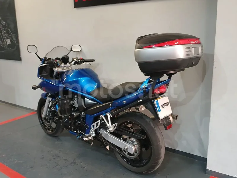 Suzuki Bandit 650S - Vista 5