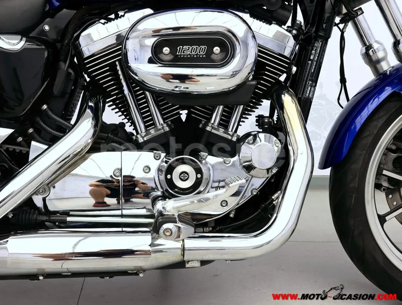 Harley-Davidson SuperLow - Vista 5