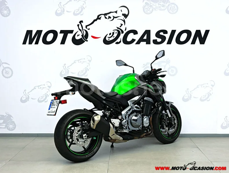 Kawasaki Z900 - Vista 3