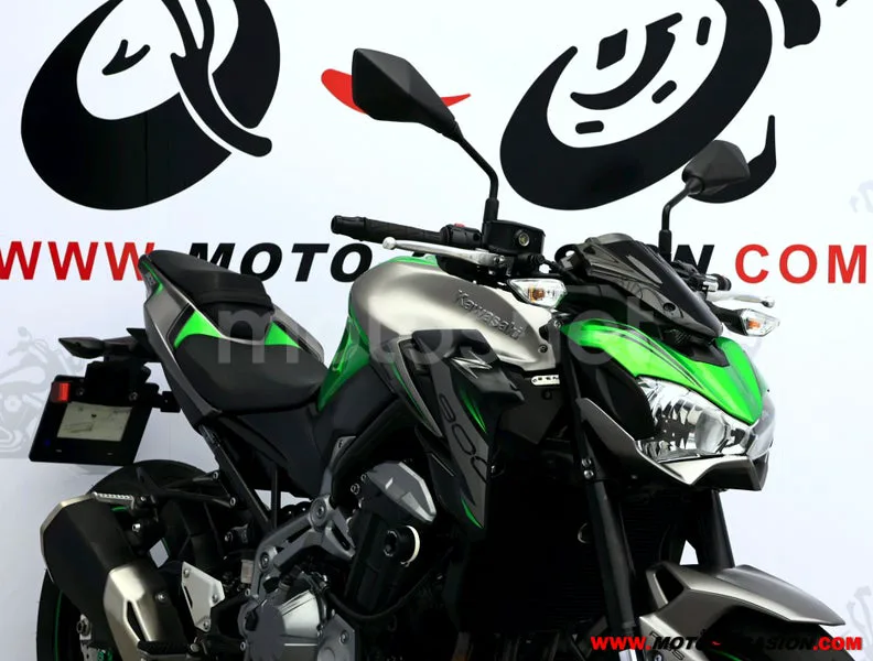 Kawasaki Z900 - Vista 4