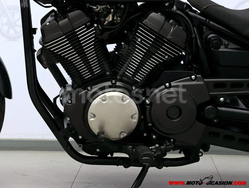 Yamaha XV950 R - Vista 10