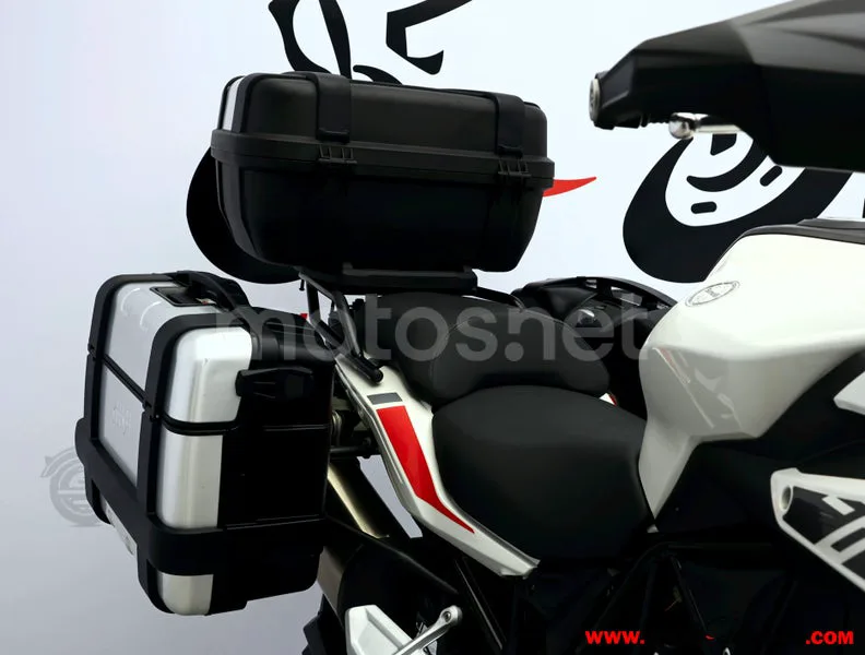 Benelli TRK 502 - Vista 11