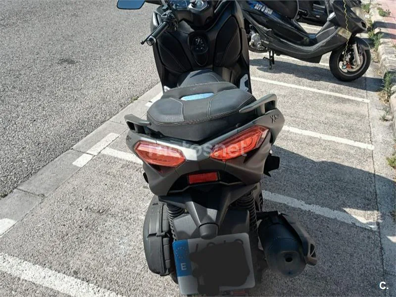 Yamaha XMAX 125 - Vista 3