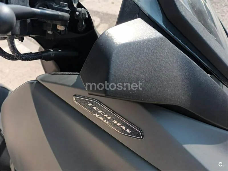 Yamaha XMAX 125 - Vista 6