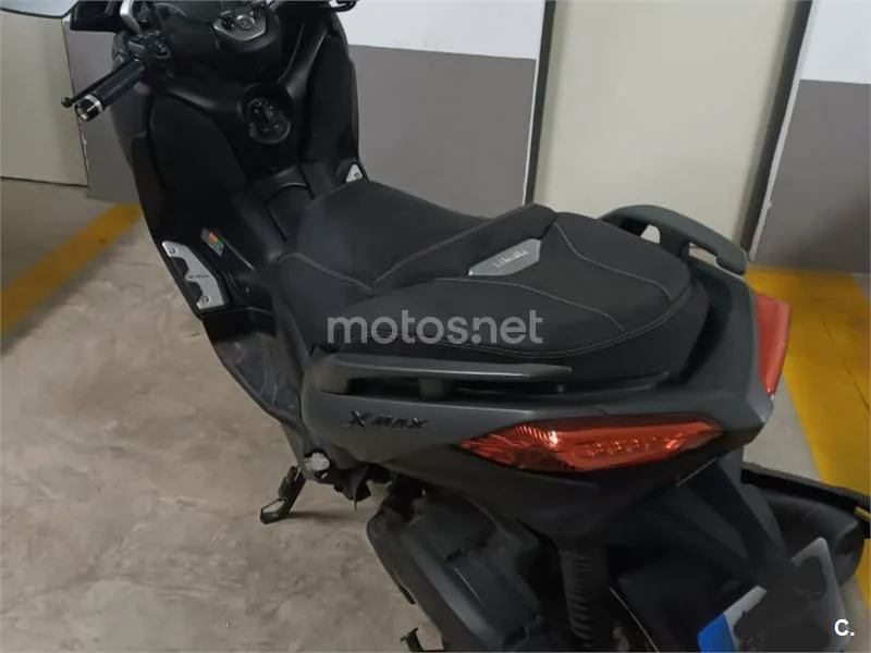Yamaha XMAX 125 - Vista 9
