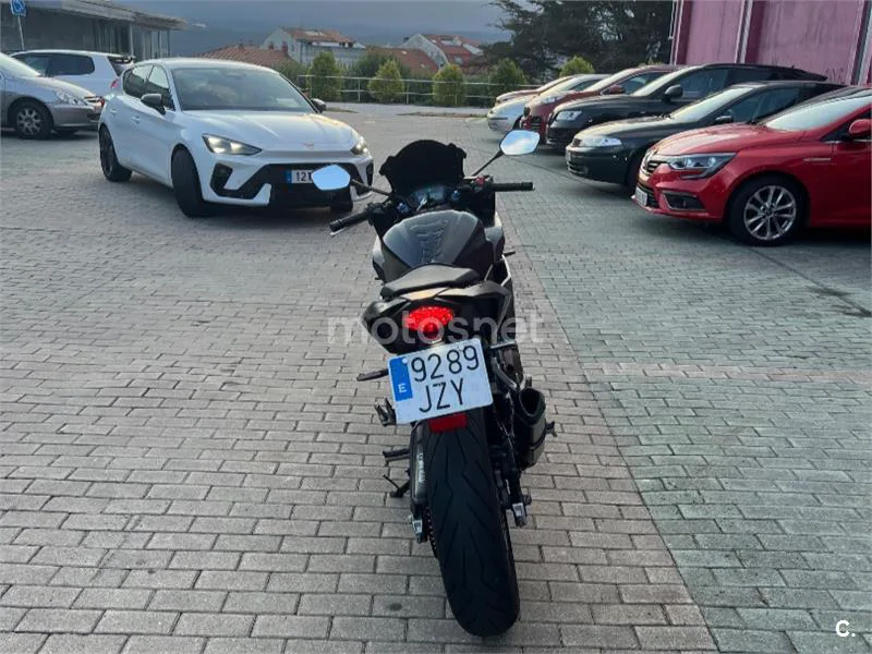 Honda CBR500R - Vista 6