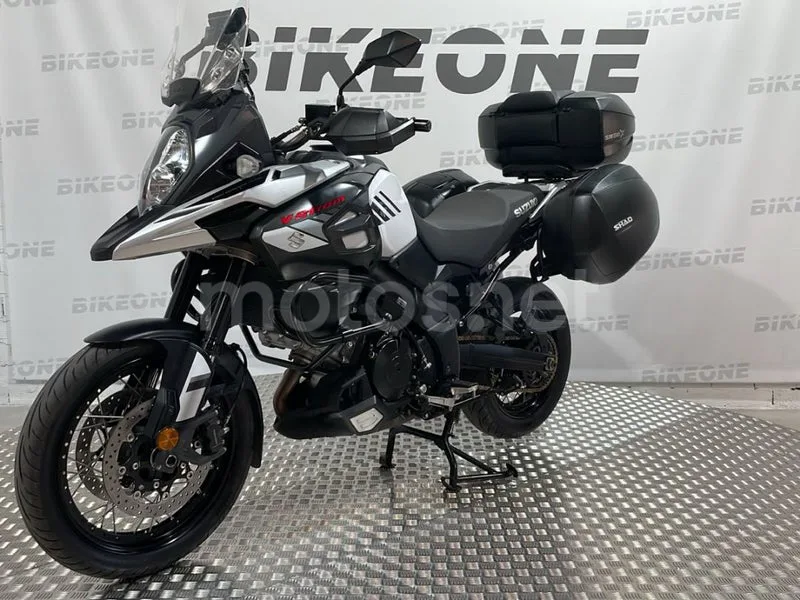 Suzuki V-Strom 1000 - Vista 3
