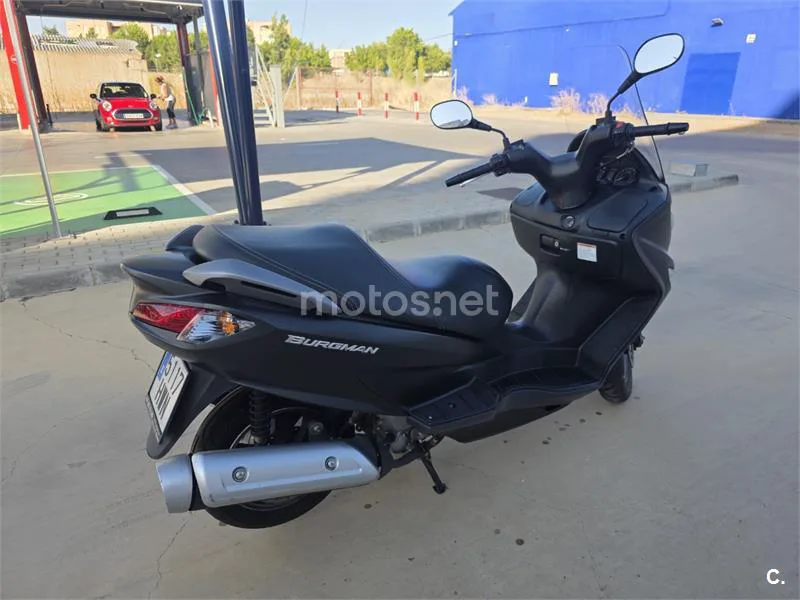Suzuki Burgman 125 - Vista 4