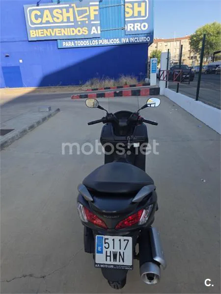 Suzuki Burgman 125 - Vista 6