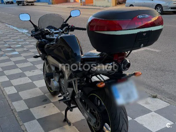 Yamaha FZ6 Fazer 2600 € 2008 Cuenca - 2