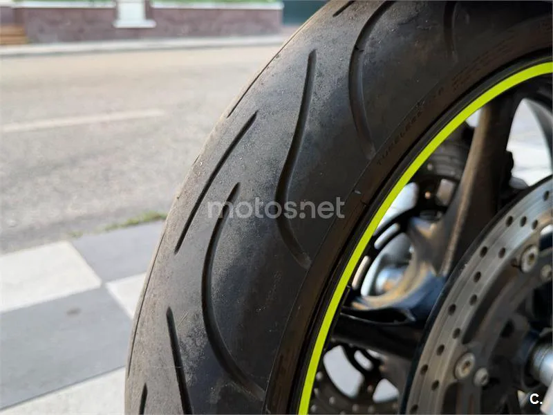 Yamaha FZ6 Fazer - Vista 6