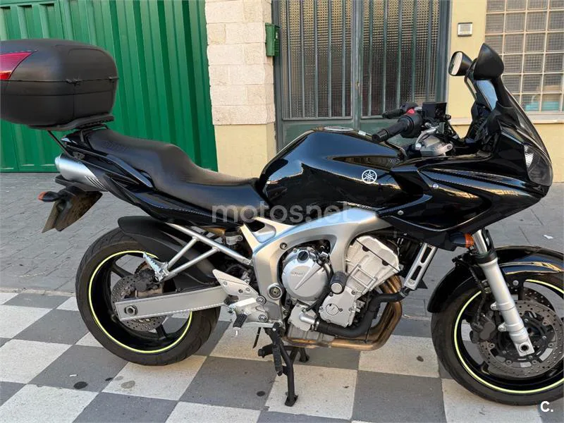 Yamaha FZ6 Fazer - Vista 8