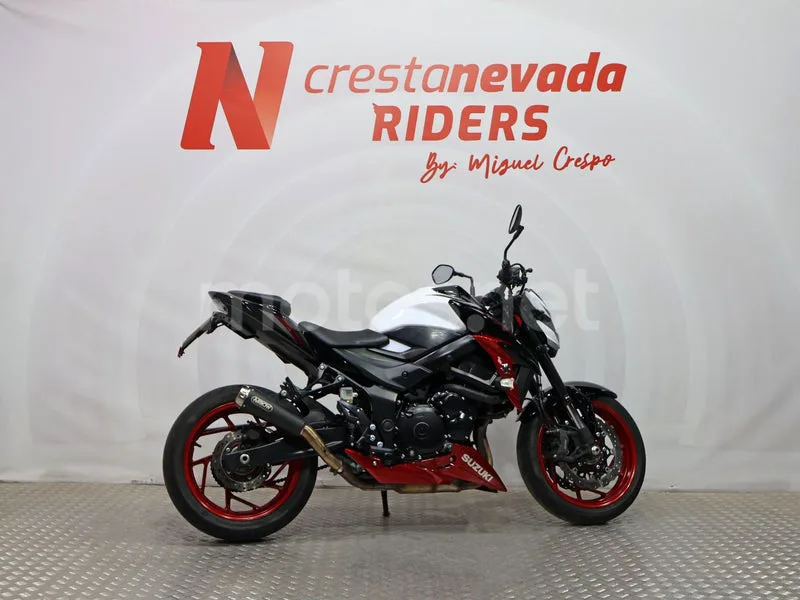 Suzuki GSX-S750 - Vista 11