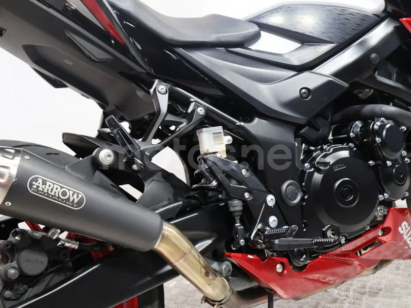 Suzuki GSX-S750 - Vista 15