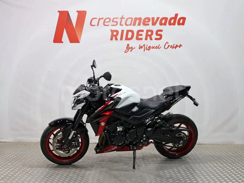 Suzuki GSX-S750 - Vista 4